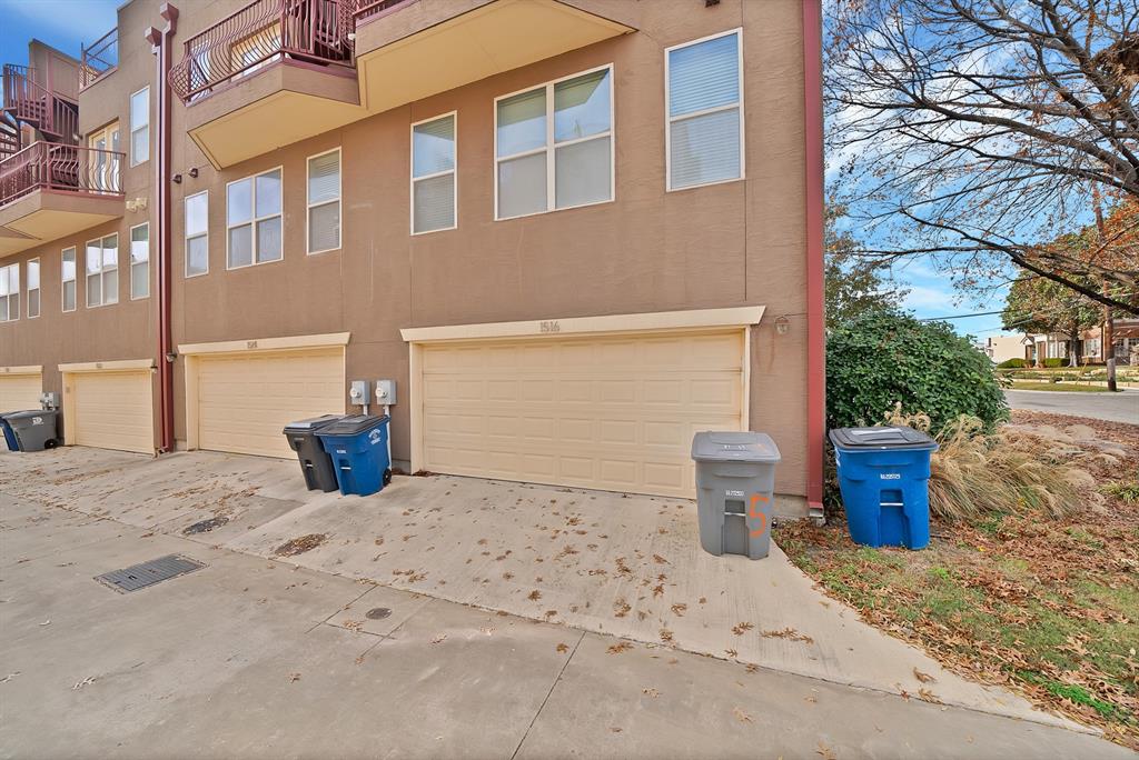 Hudson Street Twnhms South - Residential