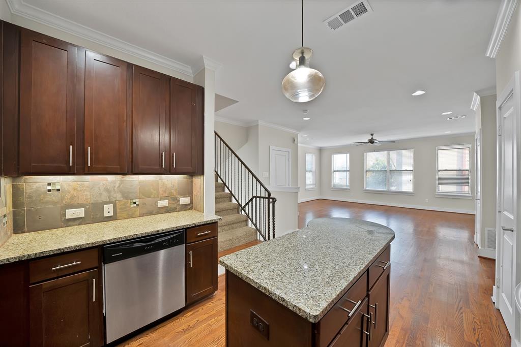 Hudson Street Twnhms South - Residential