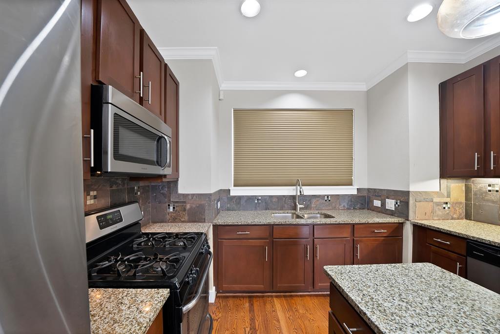 Hudson Street Twnhms South - Residential