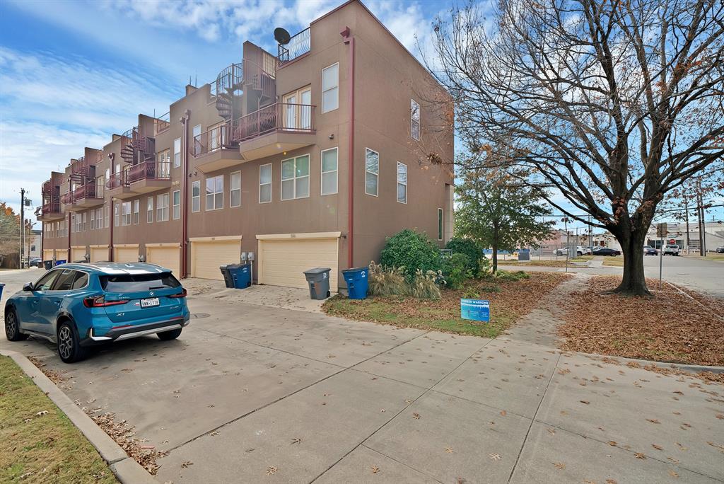 Hudson Street Twnhms South - Residential