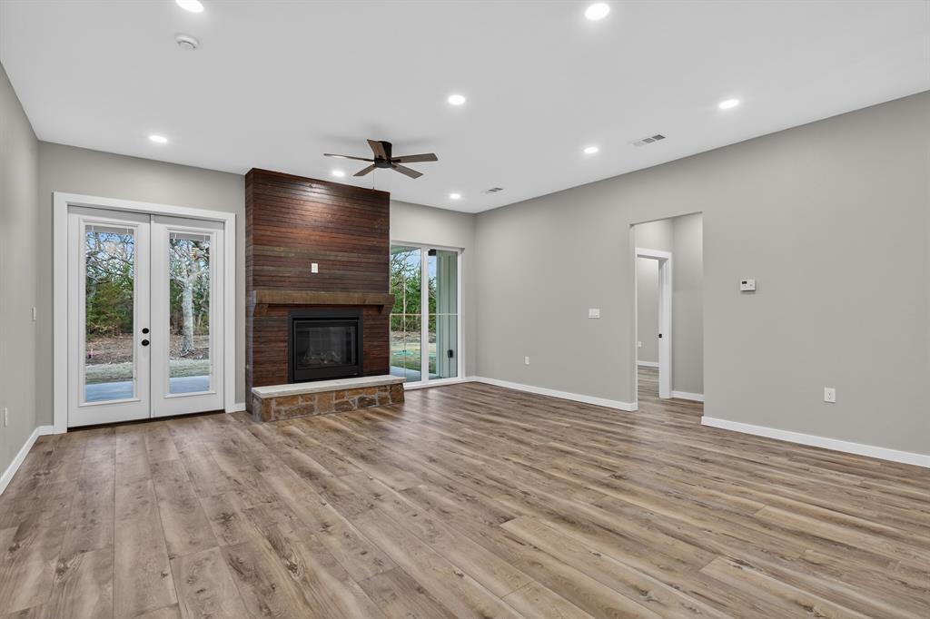 Melo Acres - Residential