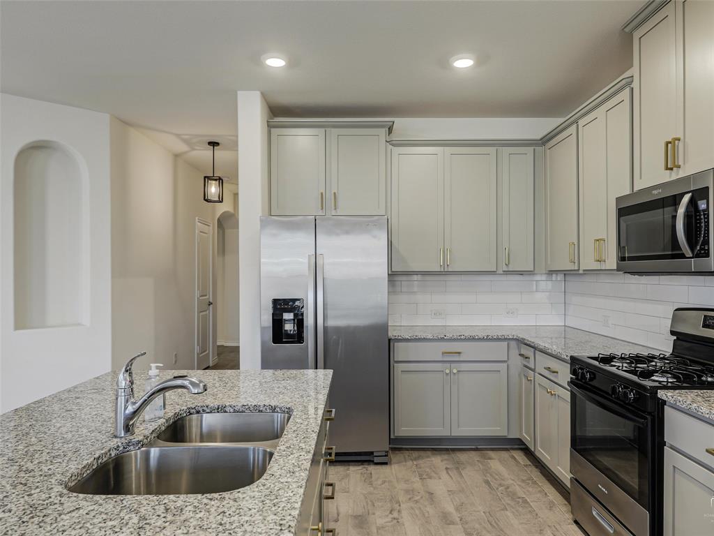 Silverado West - Residential