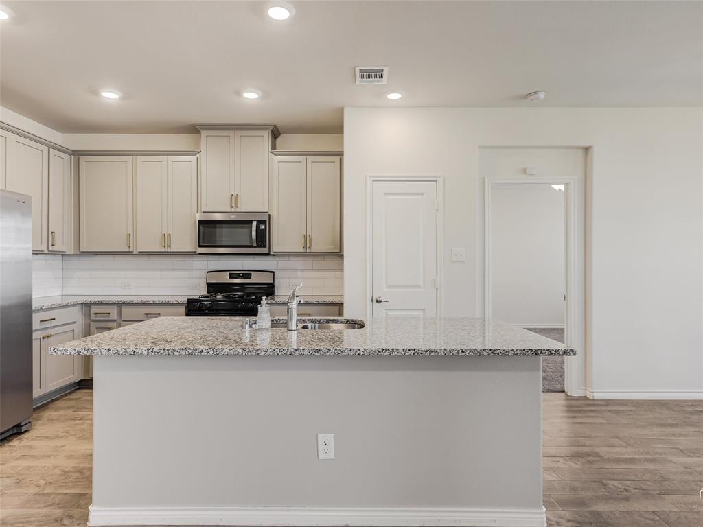 Silverado West - Residential