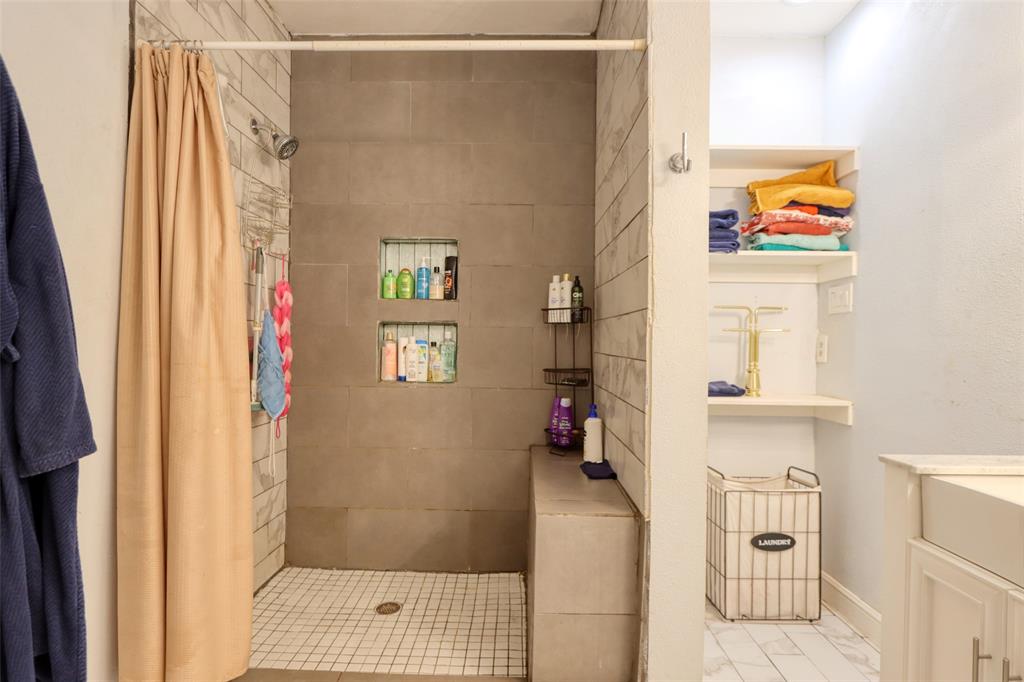 A K Gray - Residential