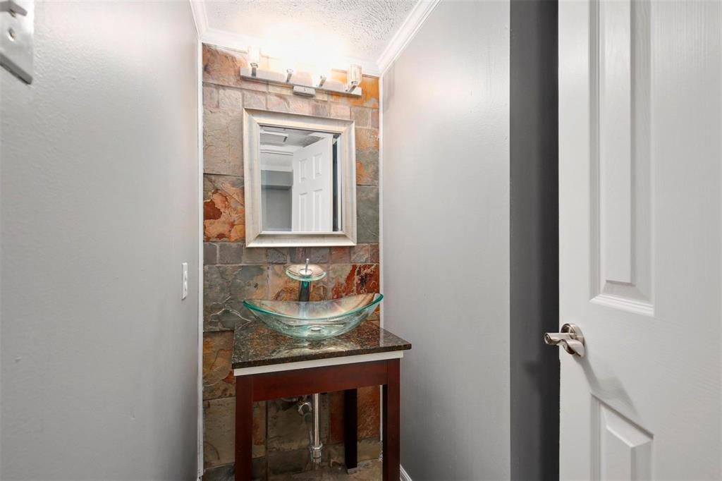 Richardson Crossing Condo - Residential Lease