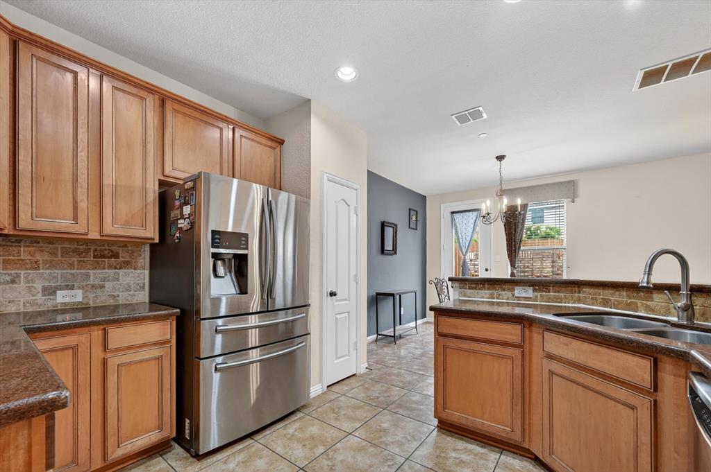 828 Apple Hill Drive