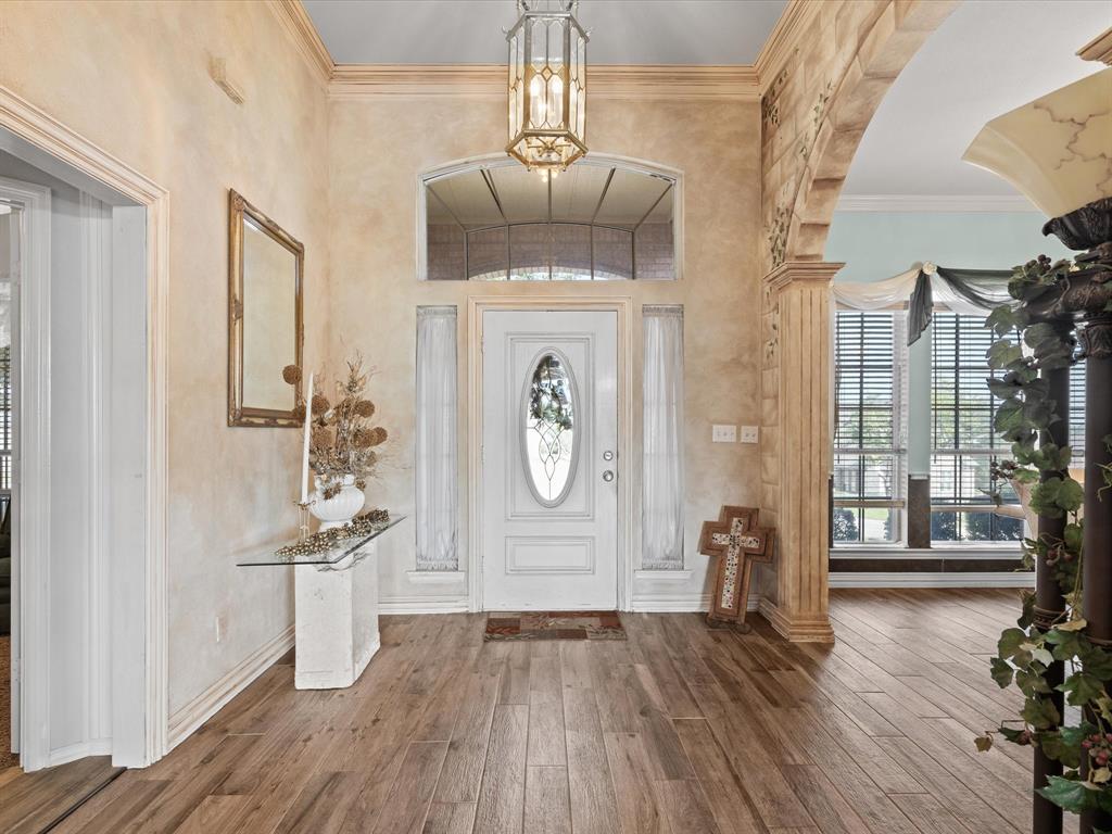 3709 Cliff View Loop