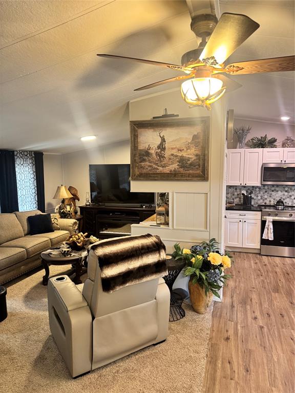 20414 Hillside Drive