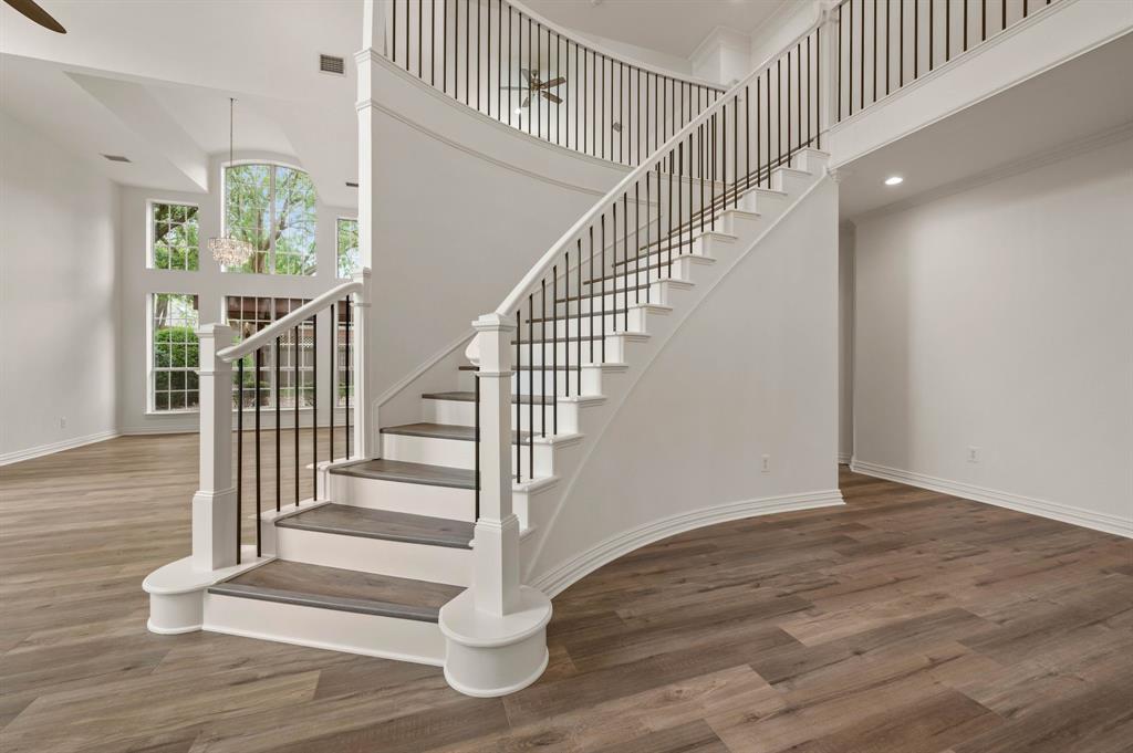 240 Highland Oaks Circle
