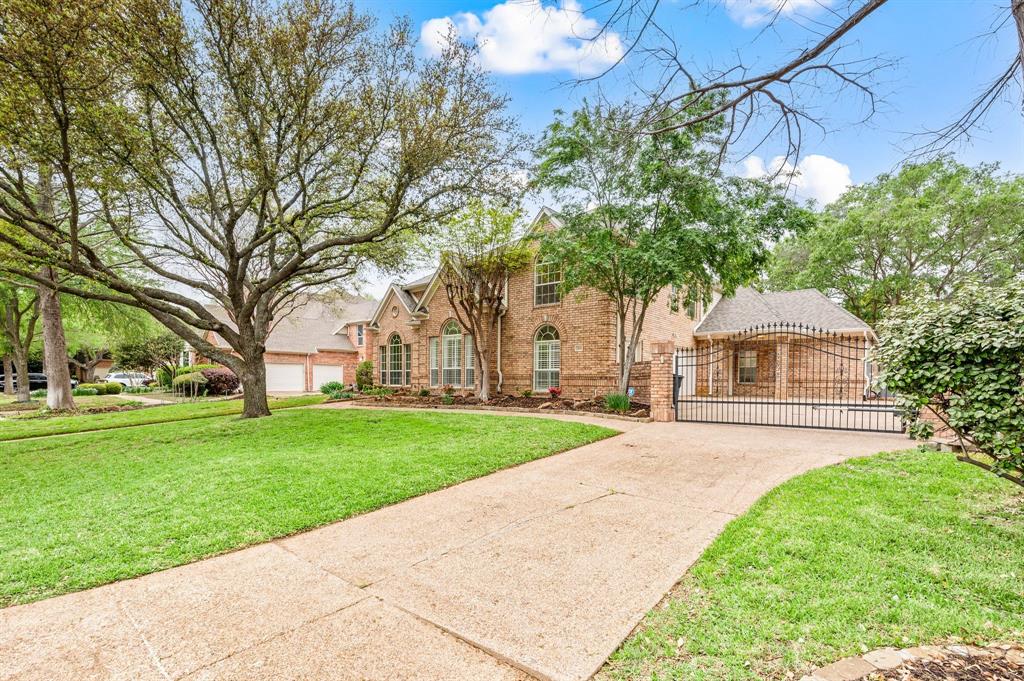 240 Highland Oaks Circle