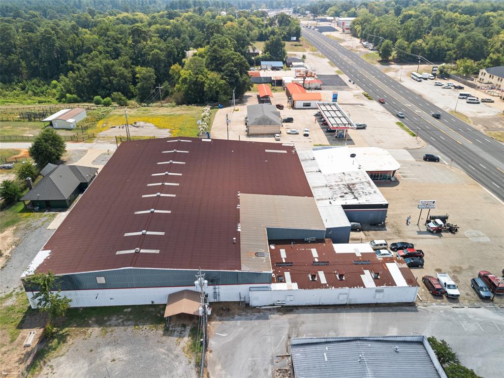 BENNET SUR - Commercial Sale