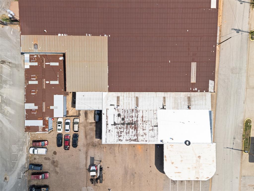 BENNET SUR - Commercial Sale