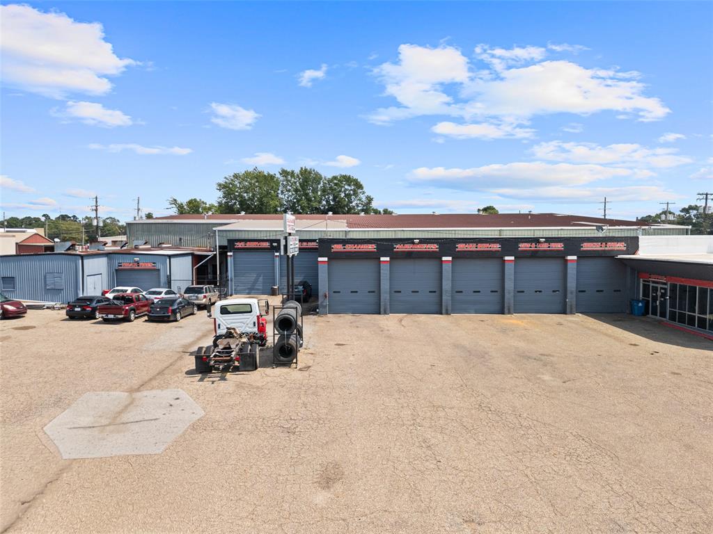 BENNET SUR - Commercial Sale