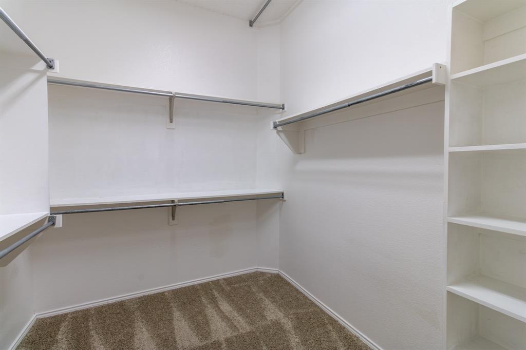 PARK BEND ESTATES - Residential