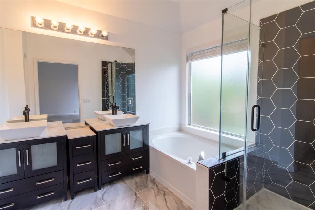 PARK BEND ESTATES - Residential