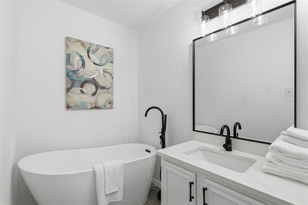 1379 Honeysuckle Lane