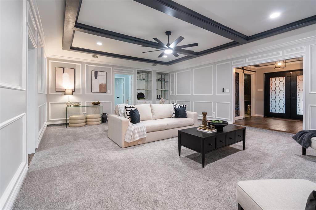 2342 King Richard Drive