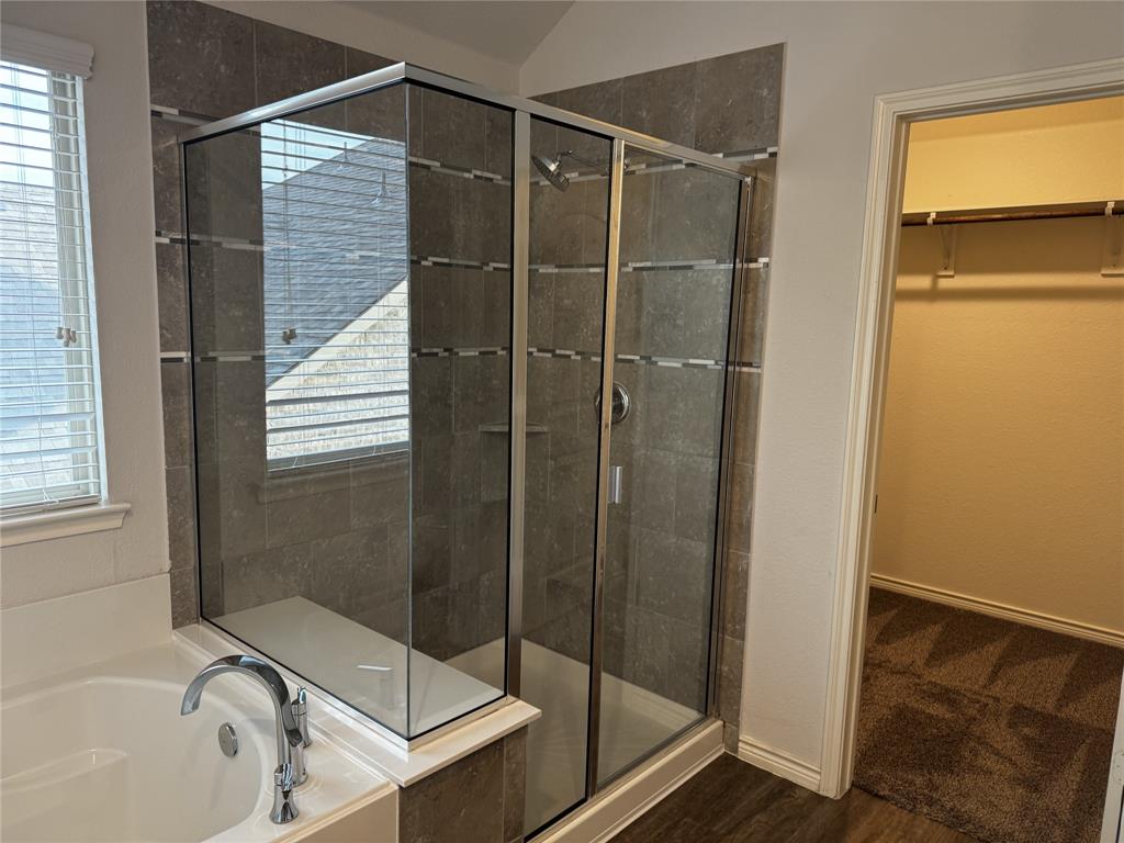 Valencia On The Lake - Residential Lease