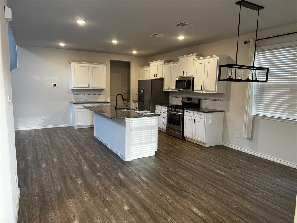 Valencia On The Lake - Residential Lease