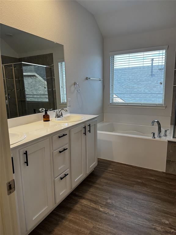 Valencia On The Lake - Residential Lease