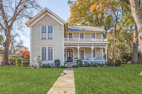 A home in Terrell