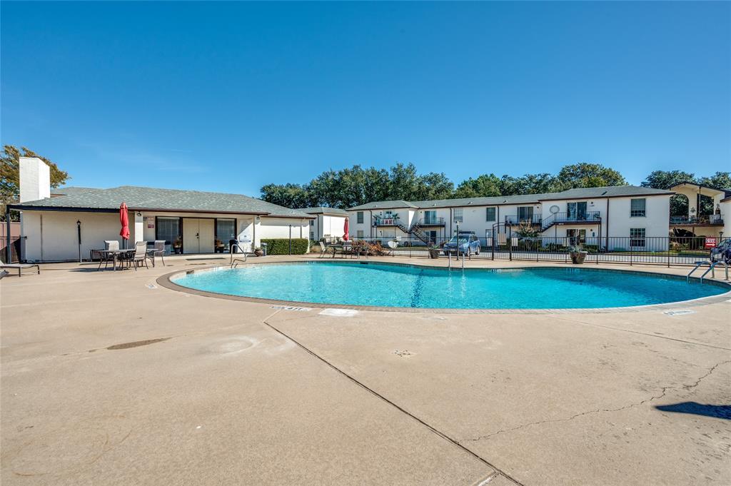 Ridglea Estate Condo - Residential Lease