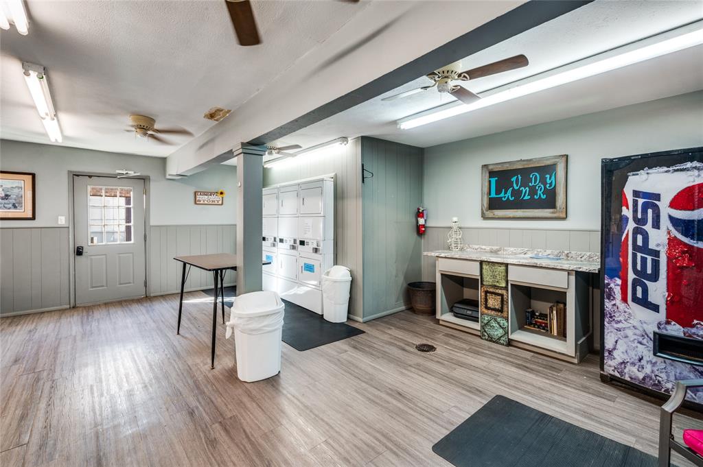 Ridglea Estate Condo - Residential Lease