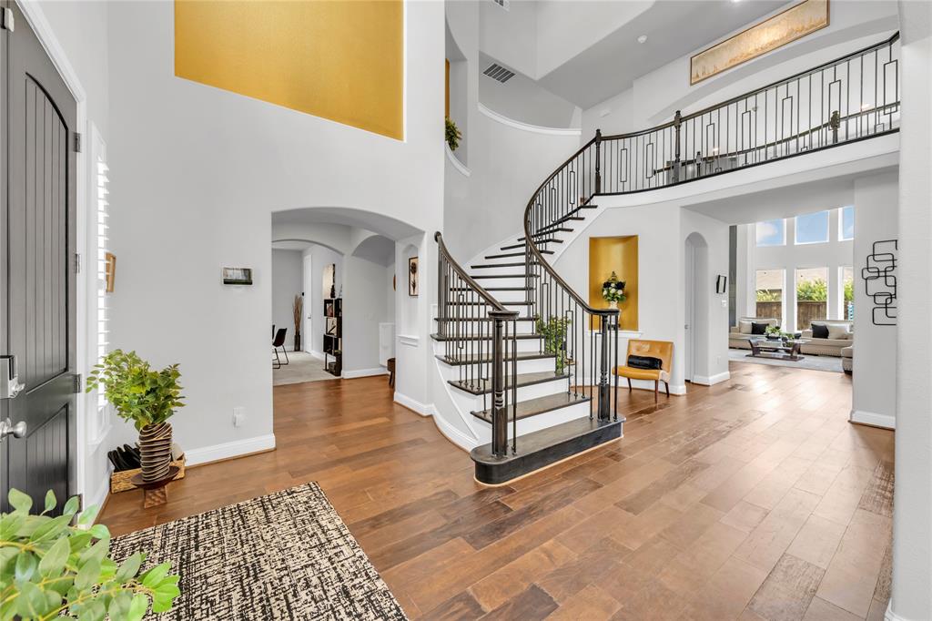 1112 Maverick Drive