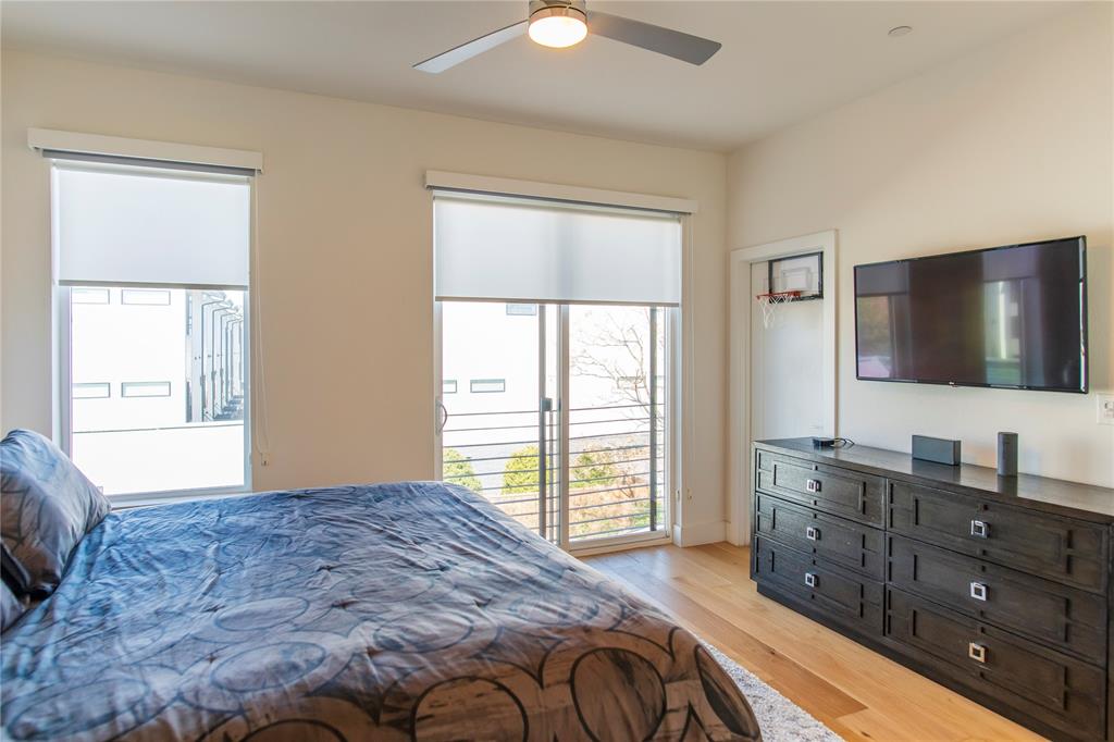 Moser Up Henderson Condos - Residential