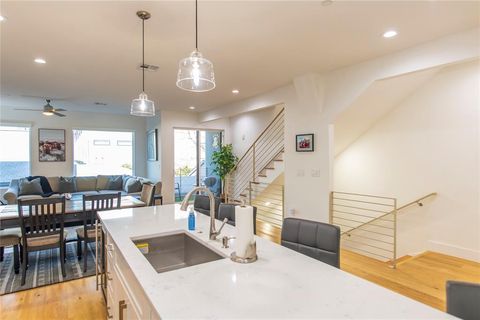 2222 Moser Avenue 111 Dallas TX 75206