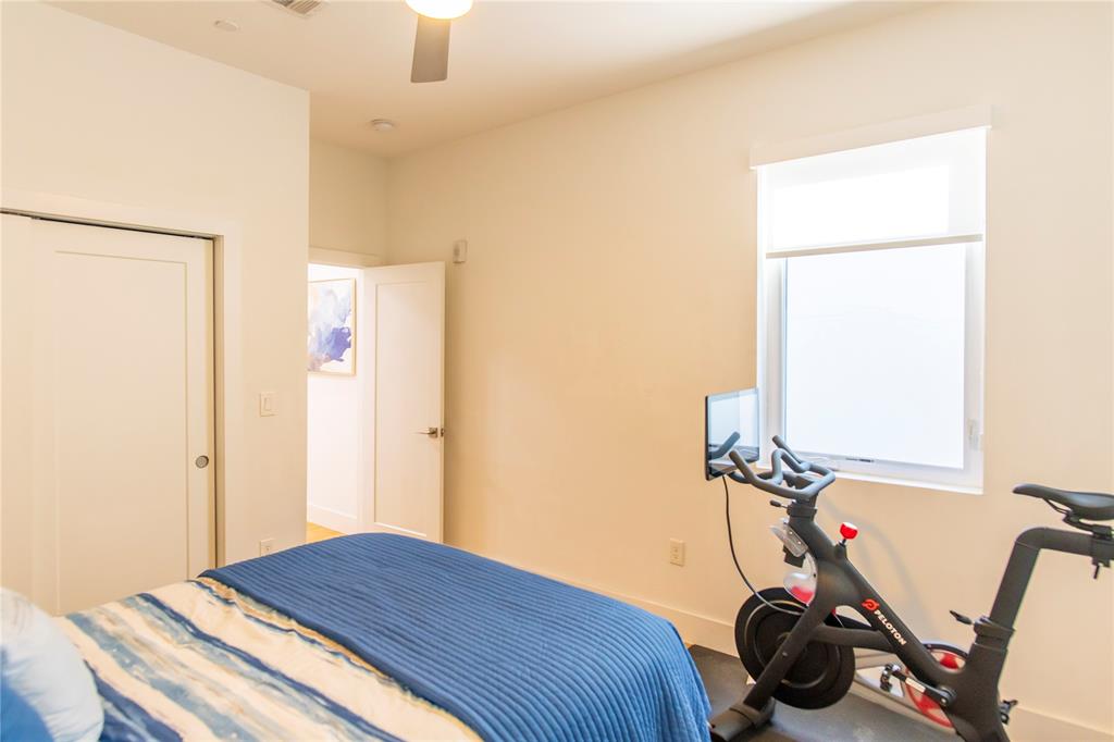 Moser Up Henderson Condos - Residential