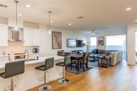 2222 Moser Avenue 111 Dallas TX 75206