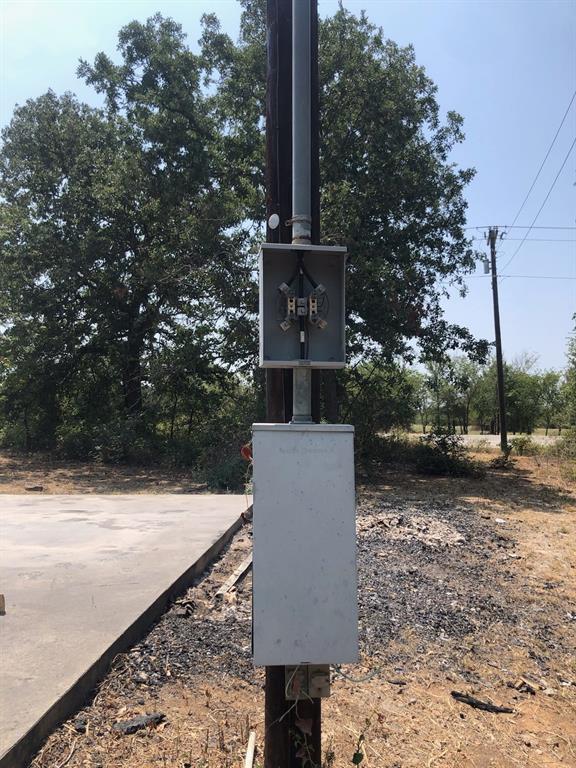 Pioneer Valley - Land