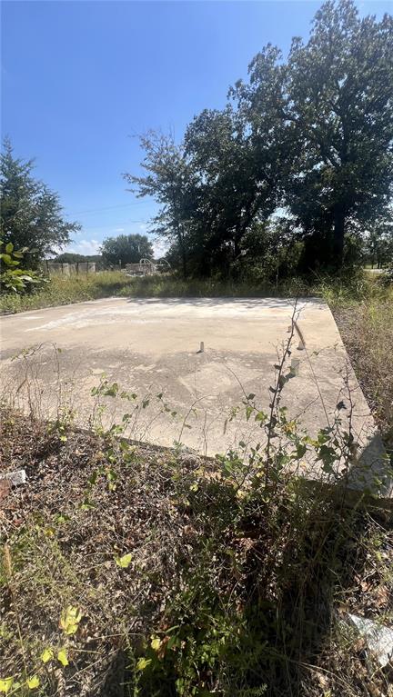 Pioneer Valley - Land