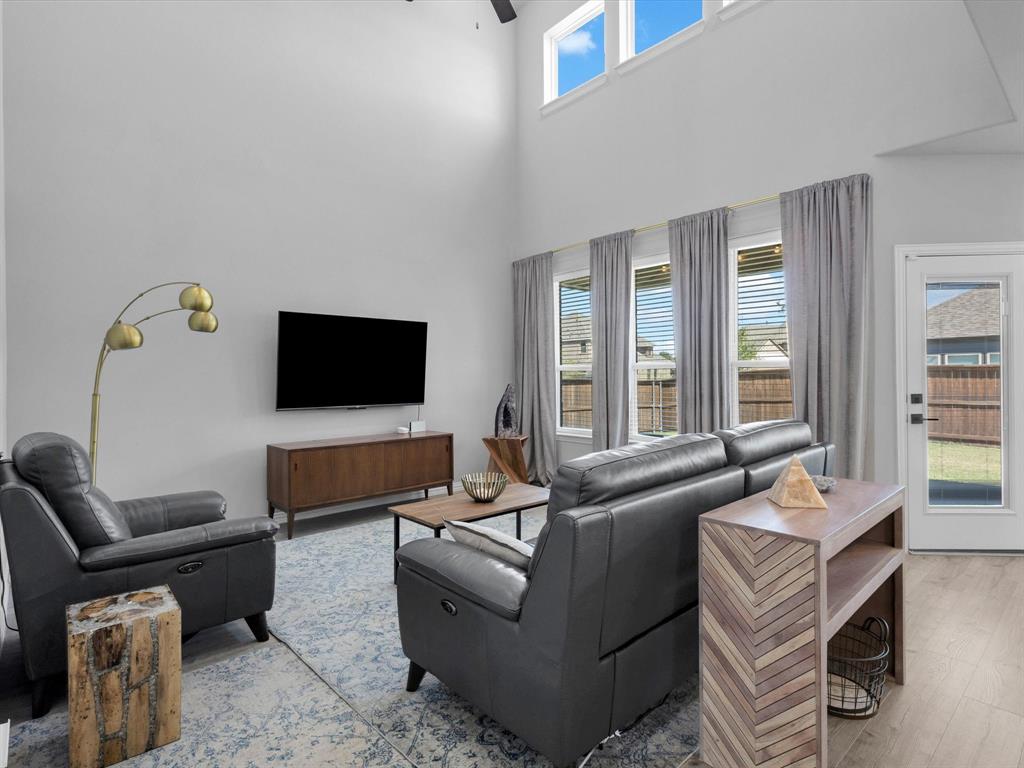 912 Darcy Drive