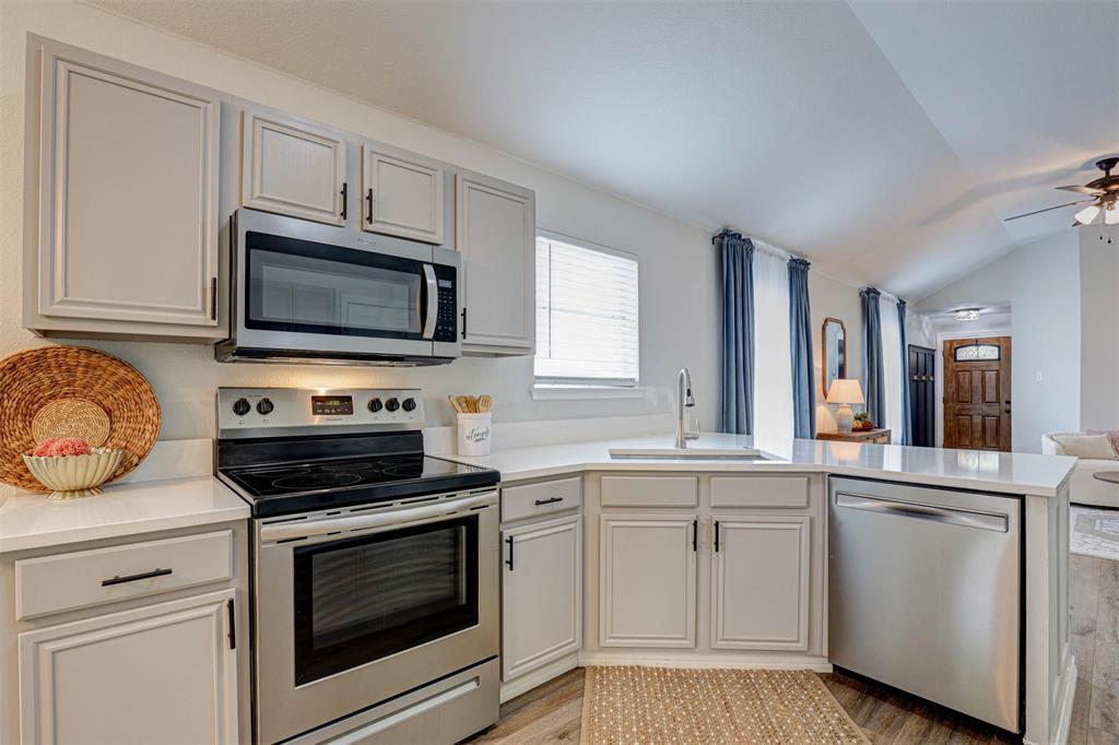 Villages Of Woodland Spgs W - Residential