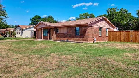 2612 W Rochelle Road Irving TX 75062