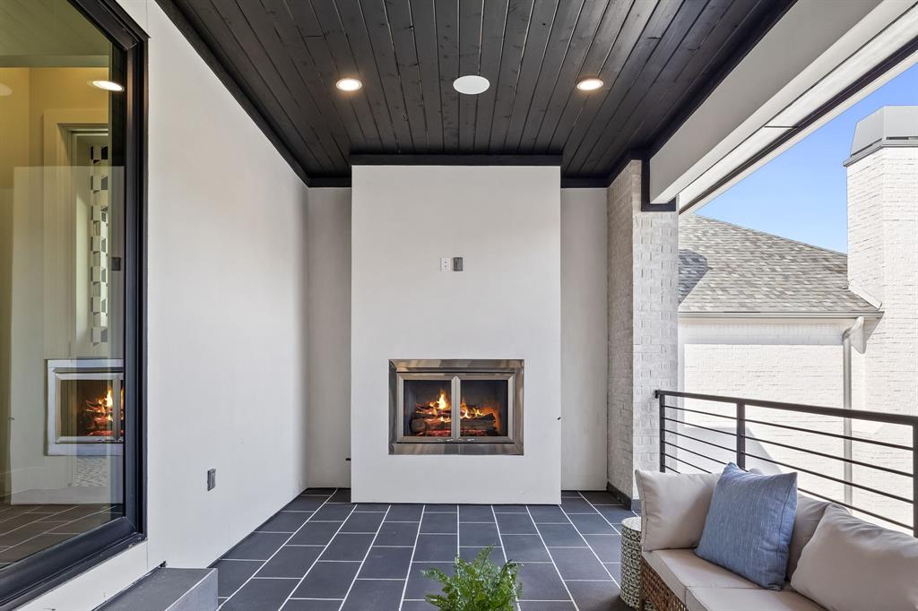 Lovers Lane Heights - Residential