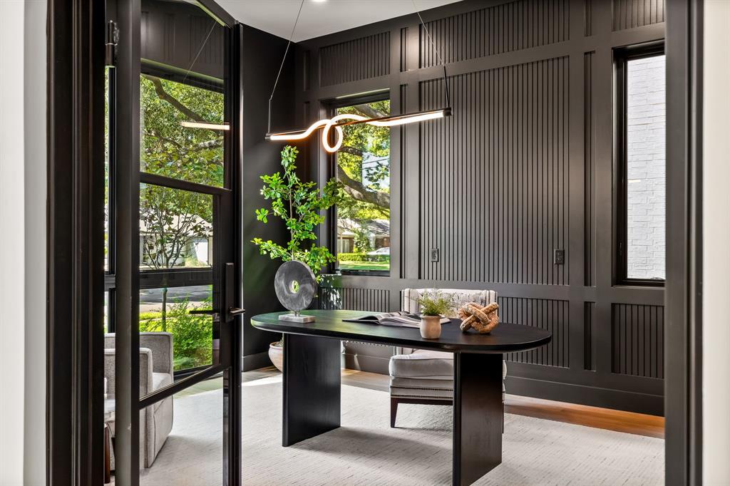 Lovers Lane Heights - Residential