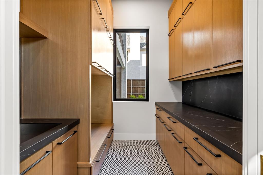 Lovers Lane Heights - Residential