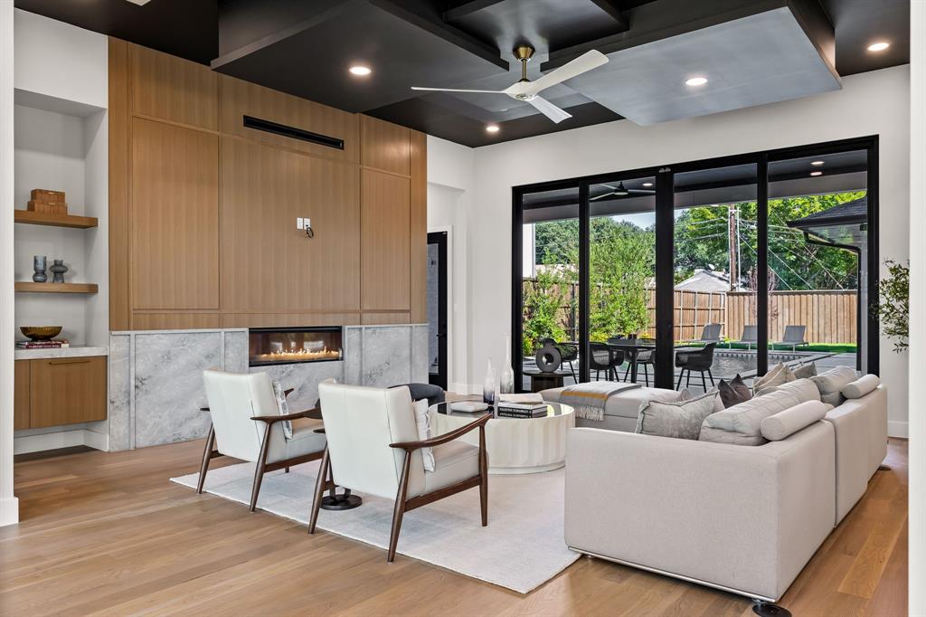 Lovers Lane Heights - Residential