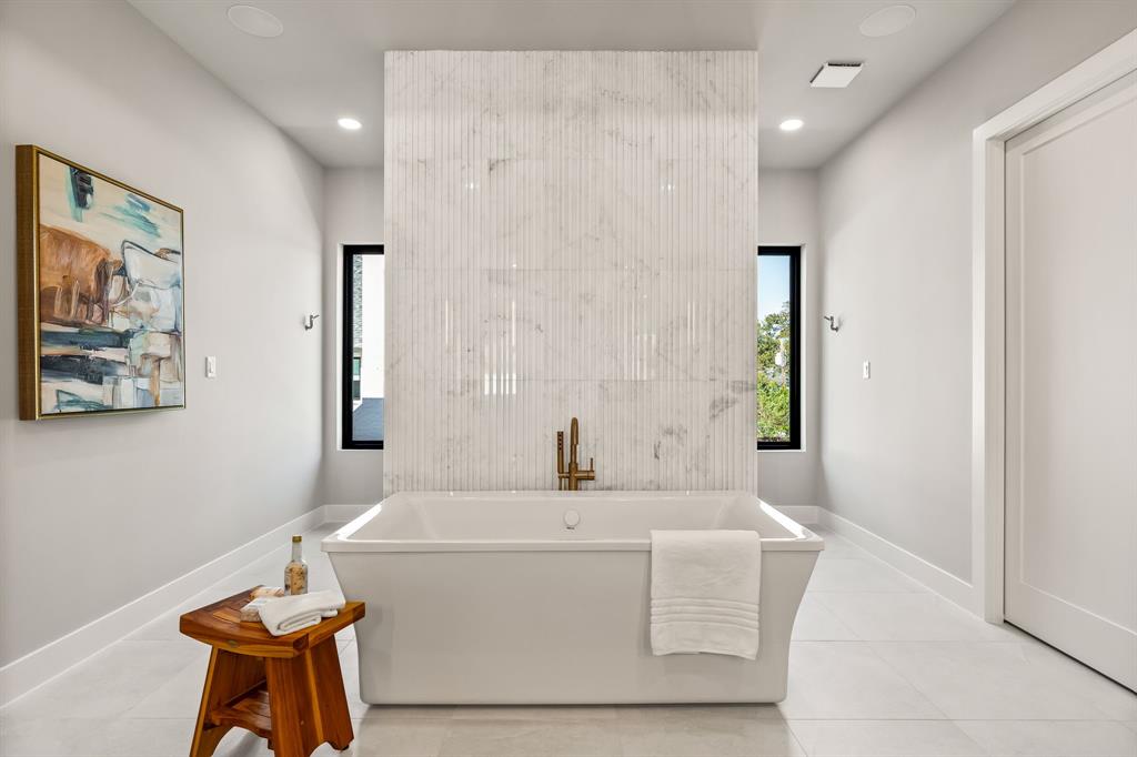 Lovers Lane Heights - Residential