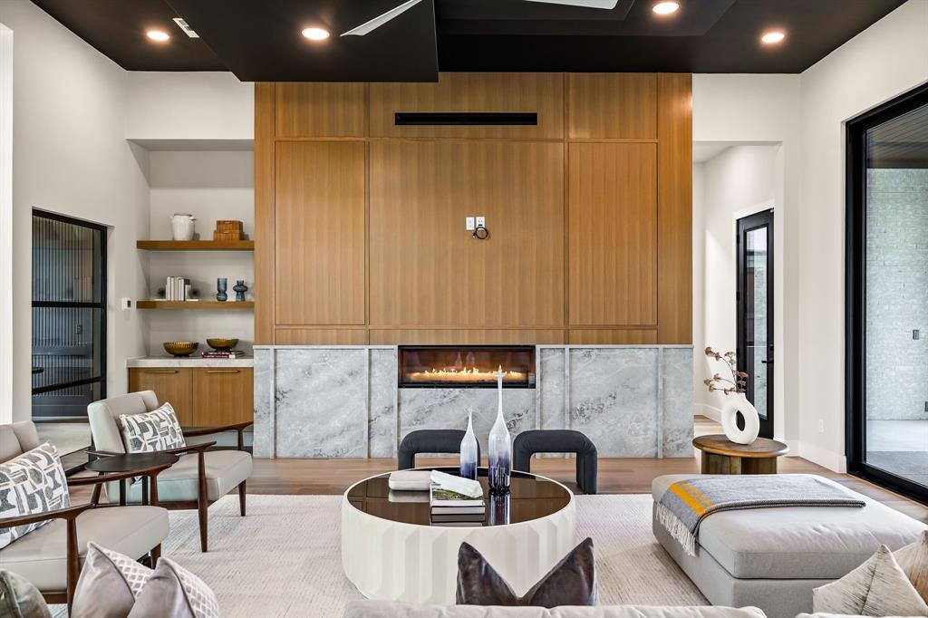 Lovers Lane Heights - Residential