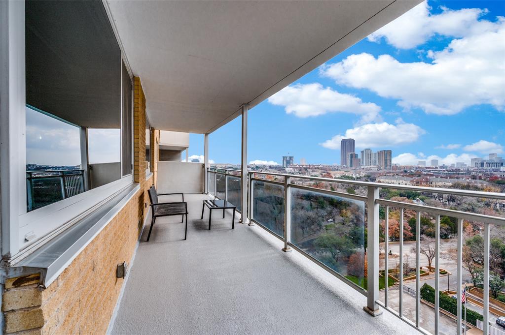 Twenty-One Turtle Creek Condos - Residential Lease