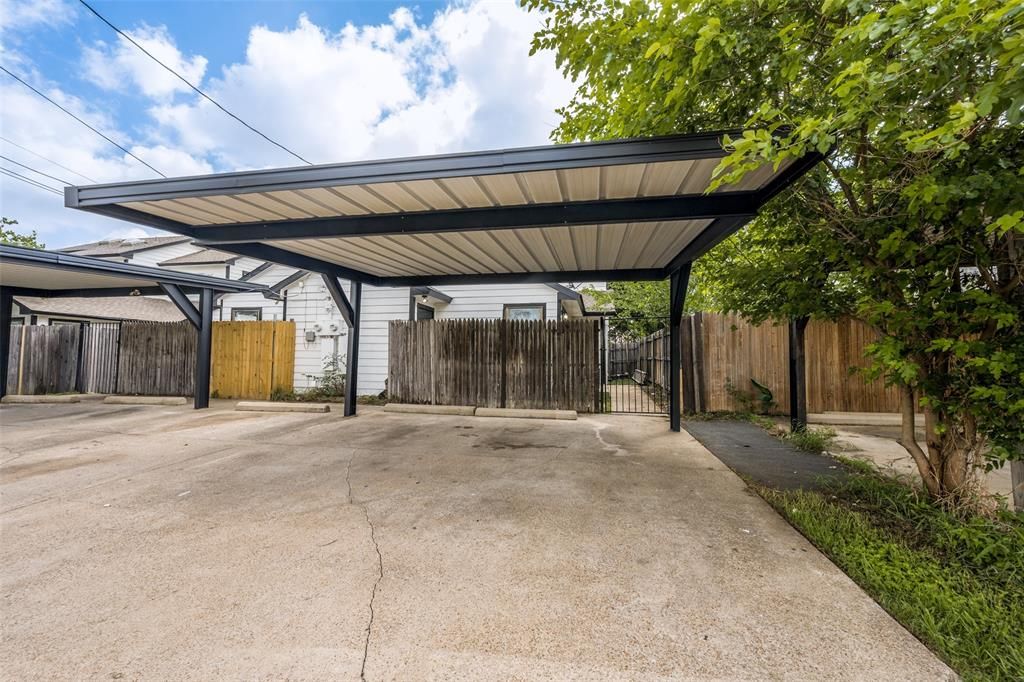 Photo of 2328 Sherry Street, Arlington, TX 76014 (MLS # 21252591)