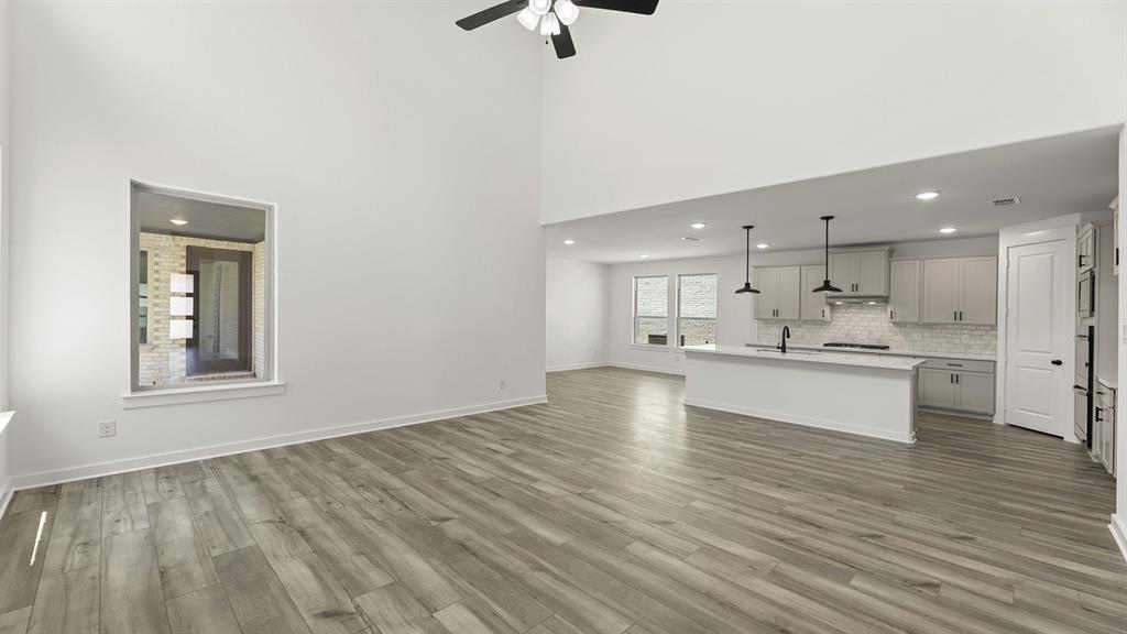 8736 Treeline Parkway