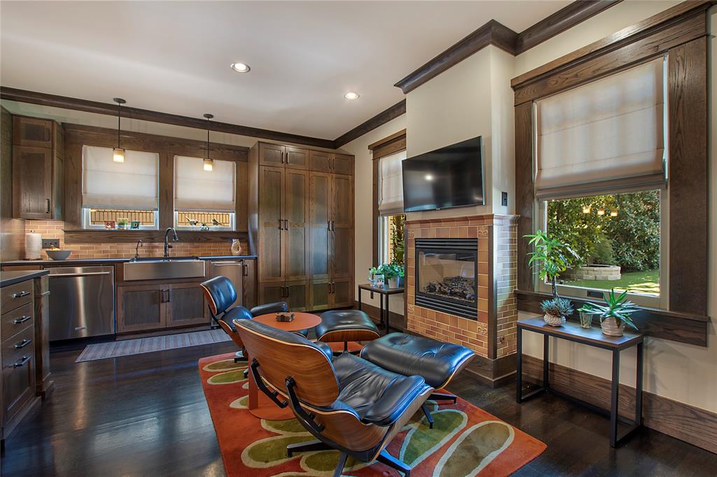 Munger Place - Residential