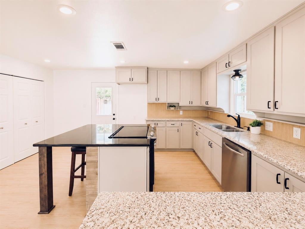 5517 Santa Barbara Avenue