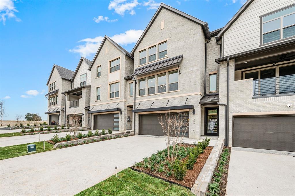 1344 Cherry Hills Lane