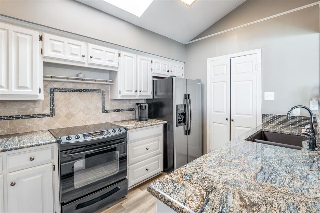 Briarwyck Pond 02 Rep - Residential